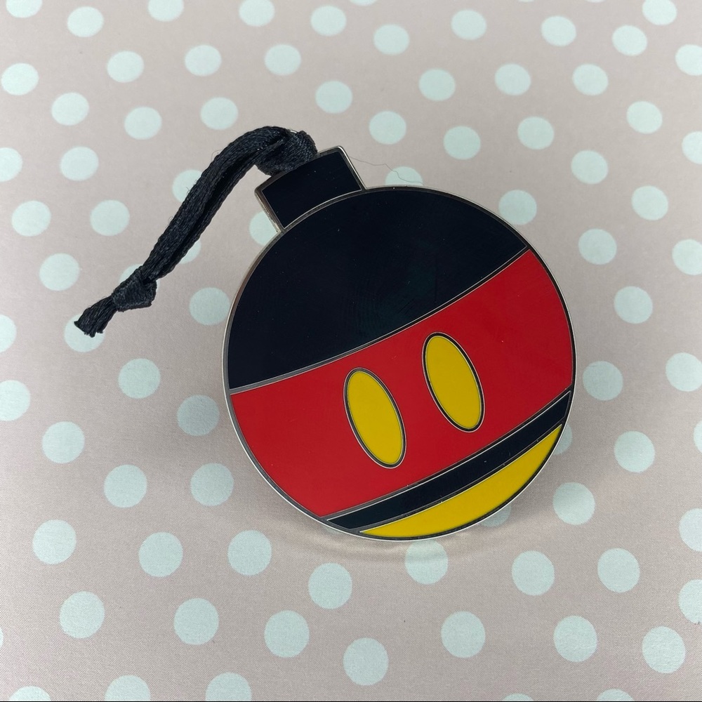 Mickey Mouse Christmas Holiday Advent Calendar Ornament Disney Pin